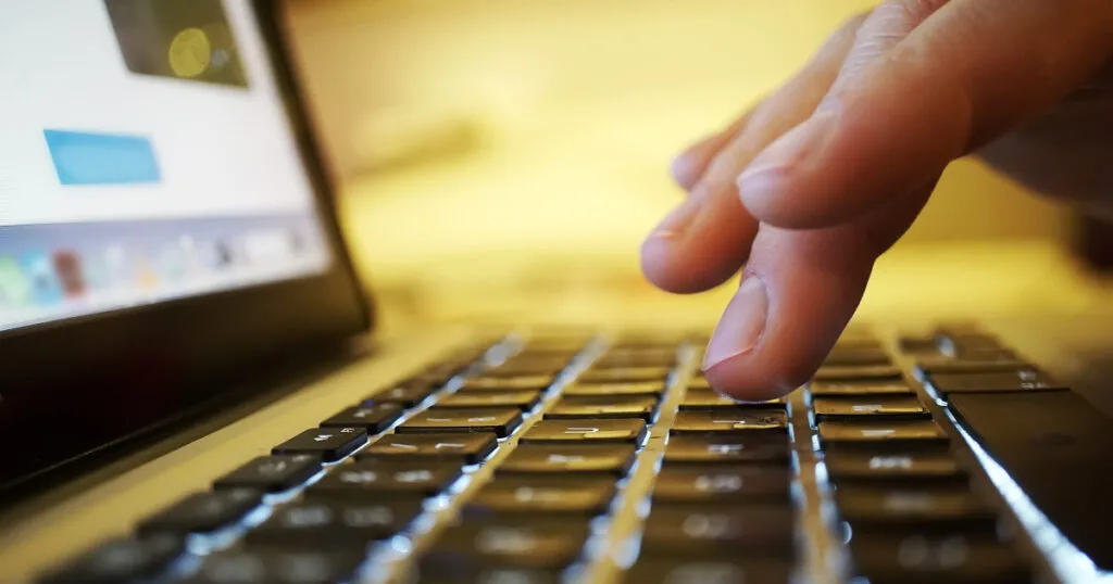 Como criar um negócio no Facebook e torná-lo proprietário da sua página